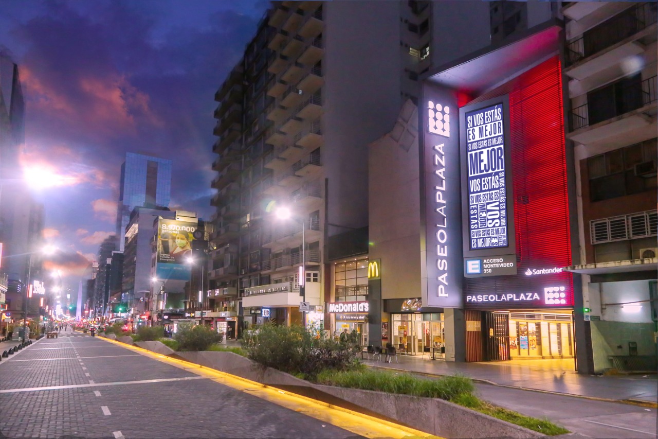 Reabre El Paseo La Plaza: si vos estas es mejor