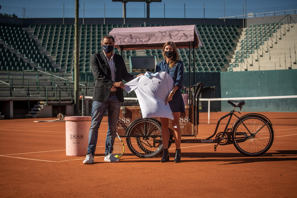 Sidra 1888 junto al mejor tenis del país