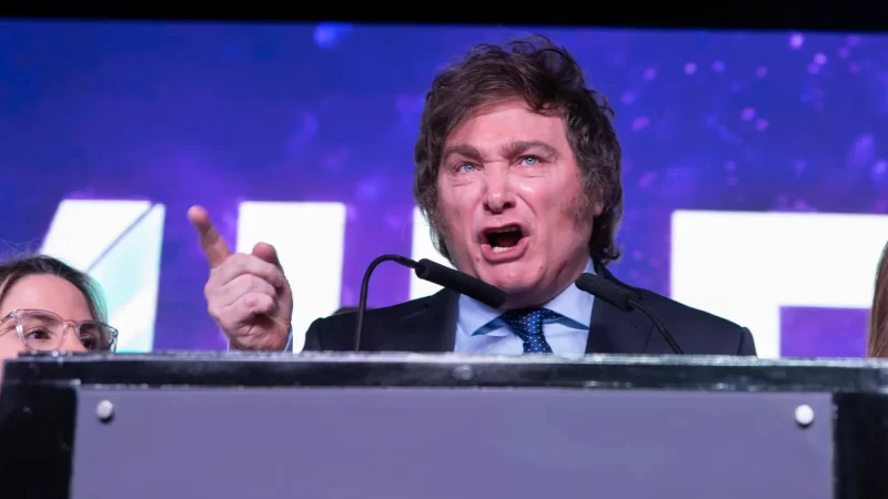 Después de su victoria, Javier Milei declaró: “Vamos a poner fin al kirchnerismo y a la clase política”
