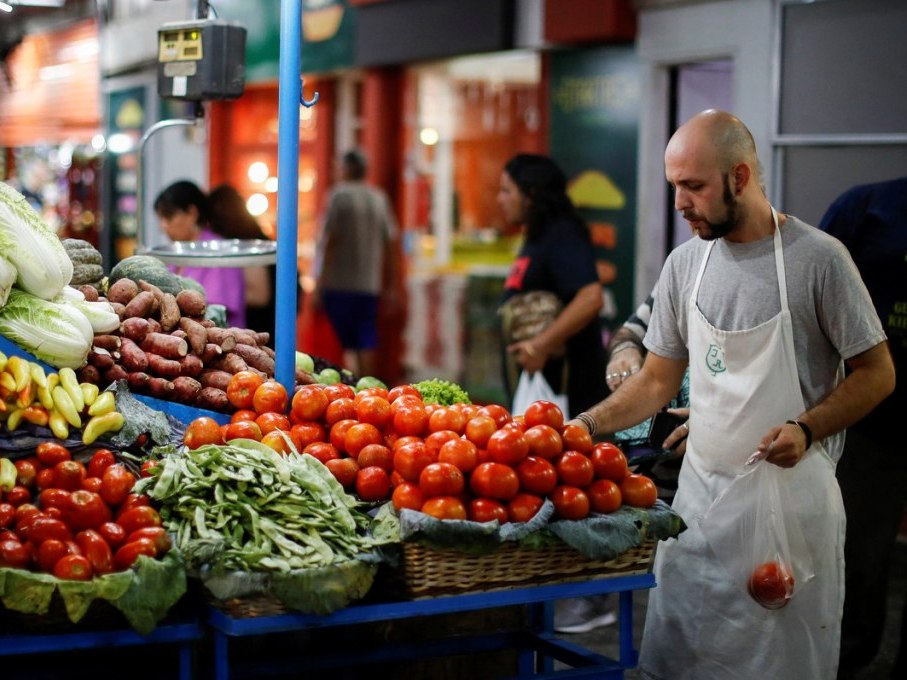 Alimentos por las nubes: suben 0,8% en una semana y la inflación no da tregua