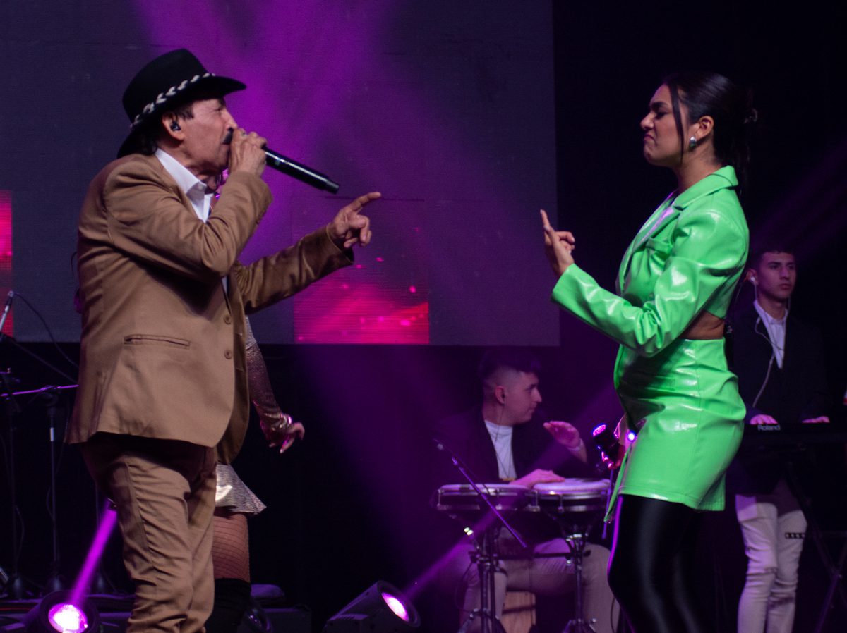 «Todos Me Critican»: Antonio Ríos celebra 35 Años de trayectoria Junto a la Reina de la Cumbia, Ángela Leiva