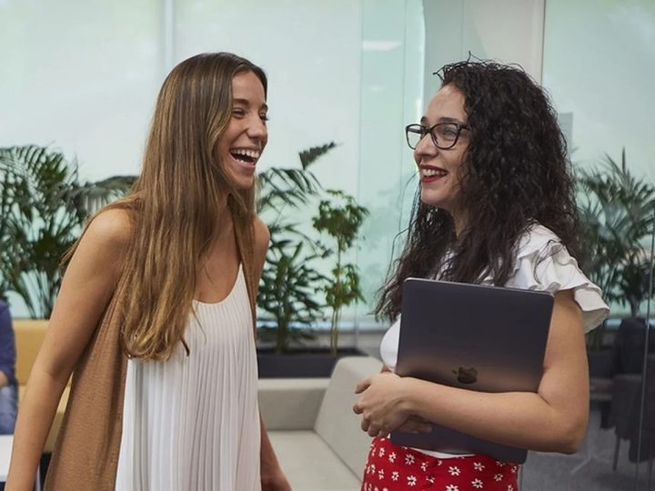 Mentorías online y sin costo: cómo postularse al programa de Cabify para mujeres interesadas en el mundo tech