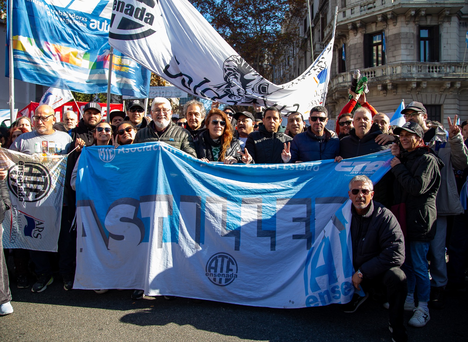 Mañana a las 9,30 saldrán más de 50 colectivos desde el Astillero Rio Santiago