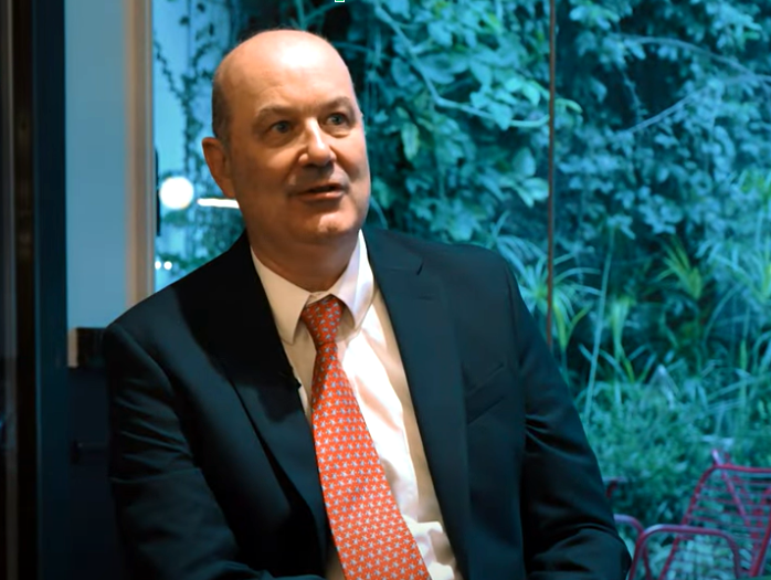 Sturzenegger participó en un documental sobre la historia de la economía argentina: “La regulación es pro corrupción”