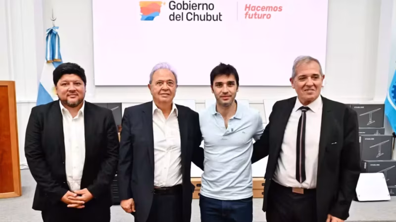 Telecentro impulsa conectividad en Chubut: 120 antenas de internet para escuelas rurales